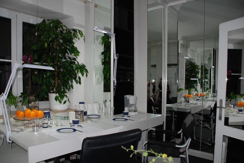 Artist Residence Schwabing Munchen Bagian luar foto
